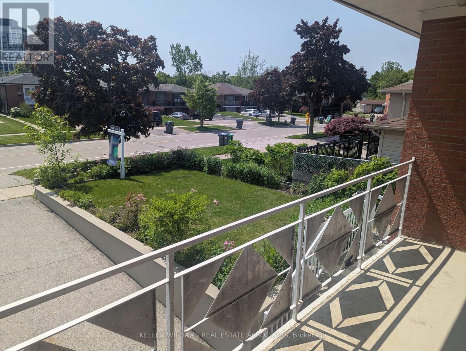 1127 Claredale Road, Mississauga, Ontario  L5G 1T7 - Photo 39 - W12212172