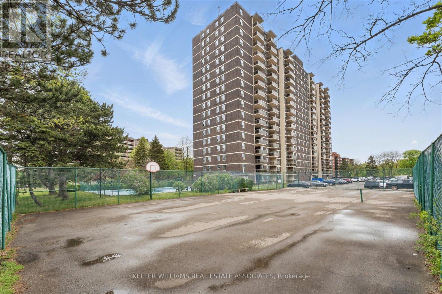 709 - 966 Inverhouse Drive, Mississauga, Ontario  L5J 4B6 - Photo 38 - W12212195
