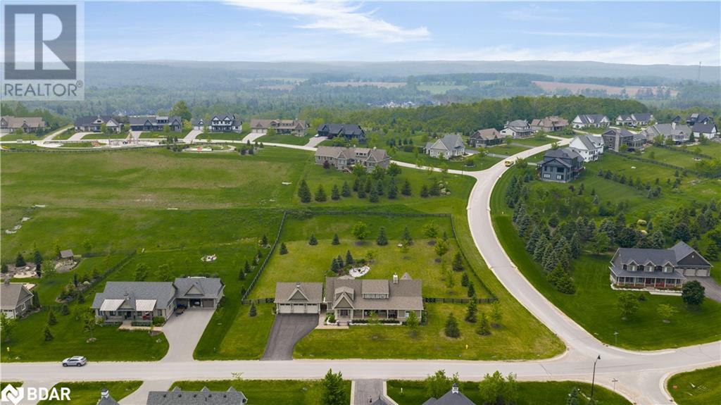 12 Thoroughbred Drive, Oro-Medonte, Ontario  L0K 1E0 - Photo 2 - 40736407