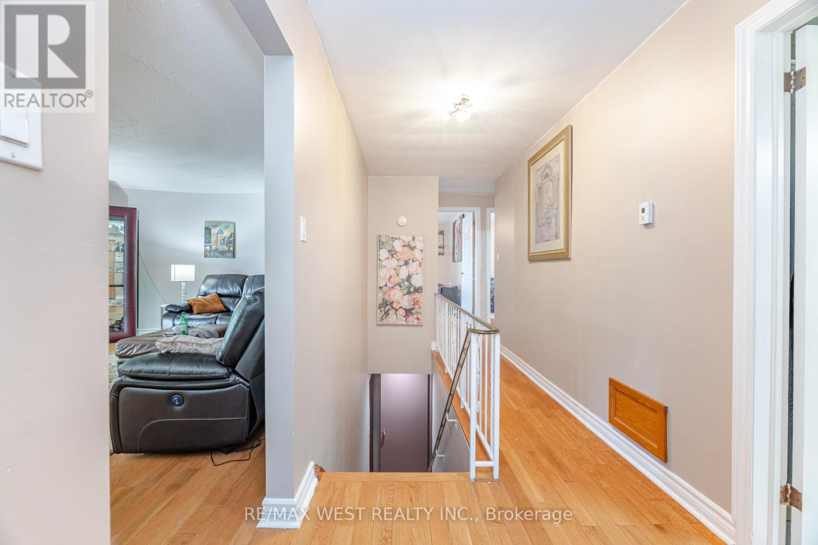 500 Mount Albion Road, Hamilton, Ontario  L8K 6E1 - Photo 22 - X12212005