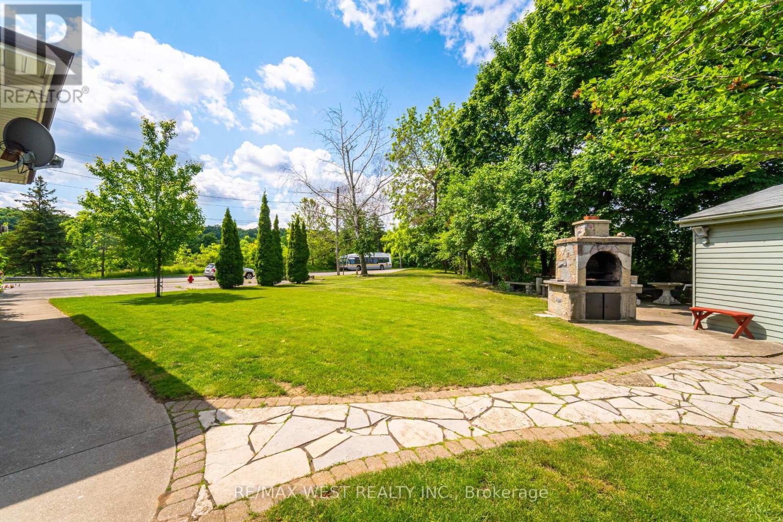 500 Mount Albion Road, Hamilton, Ontario  L8K 6E1 - Photo 34 - X12212005