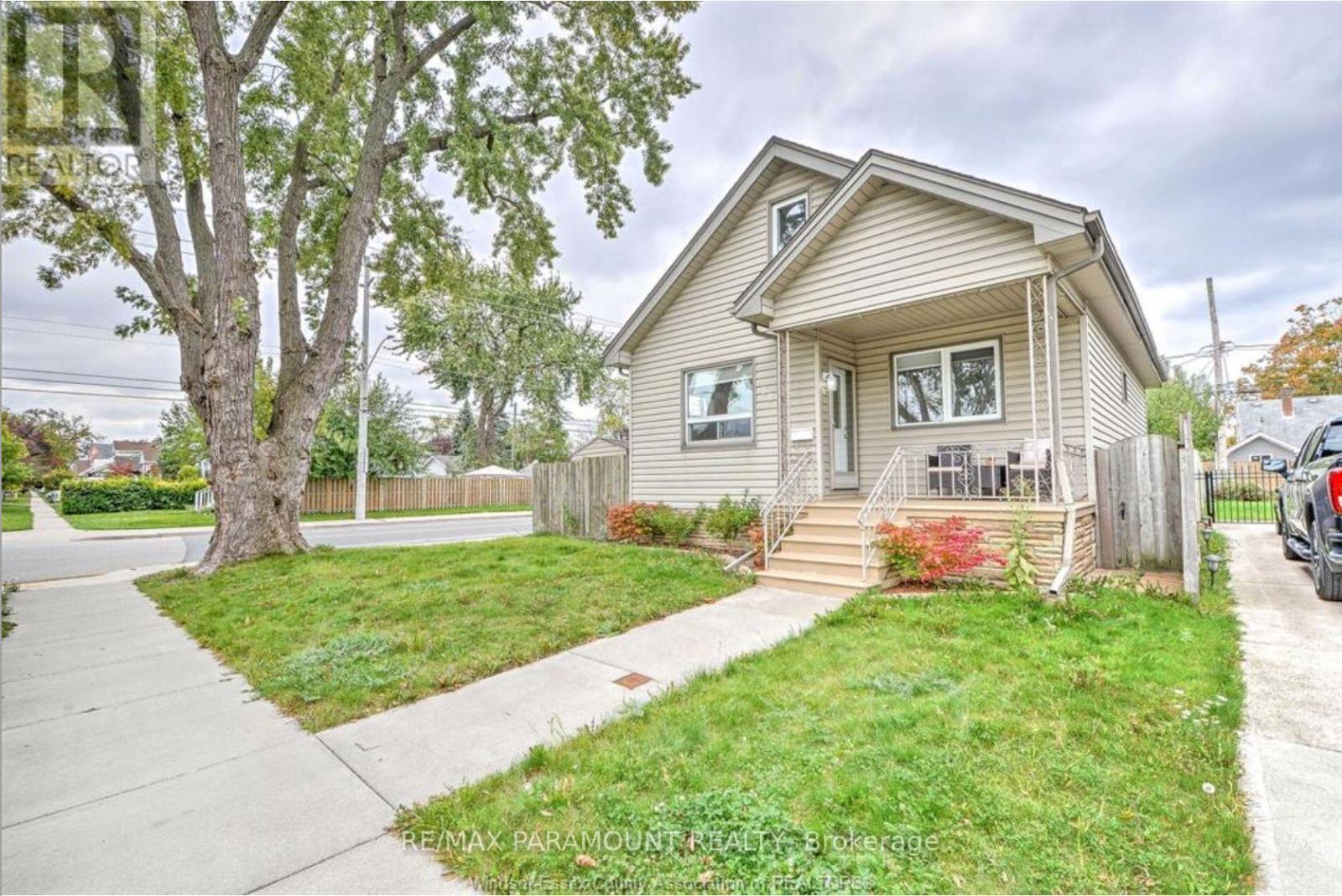 1495 ARTHUR ROAD, Windsor, Ontario