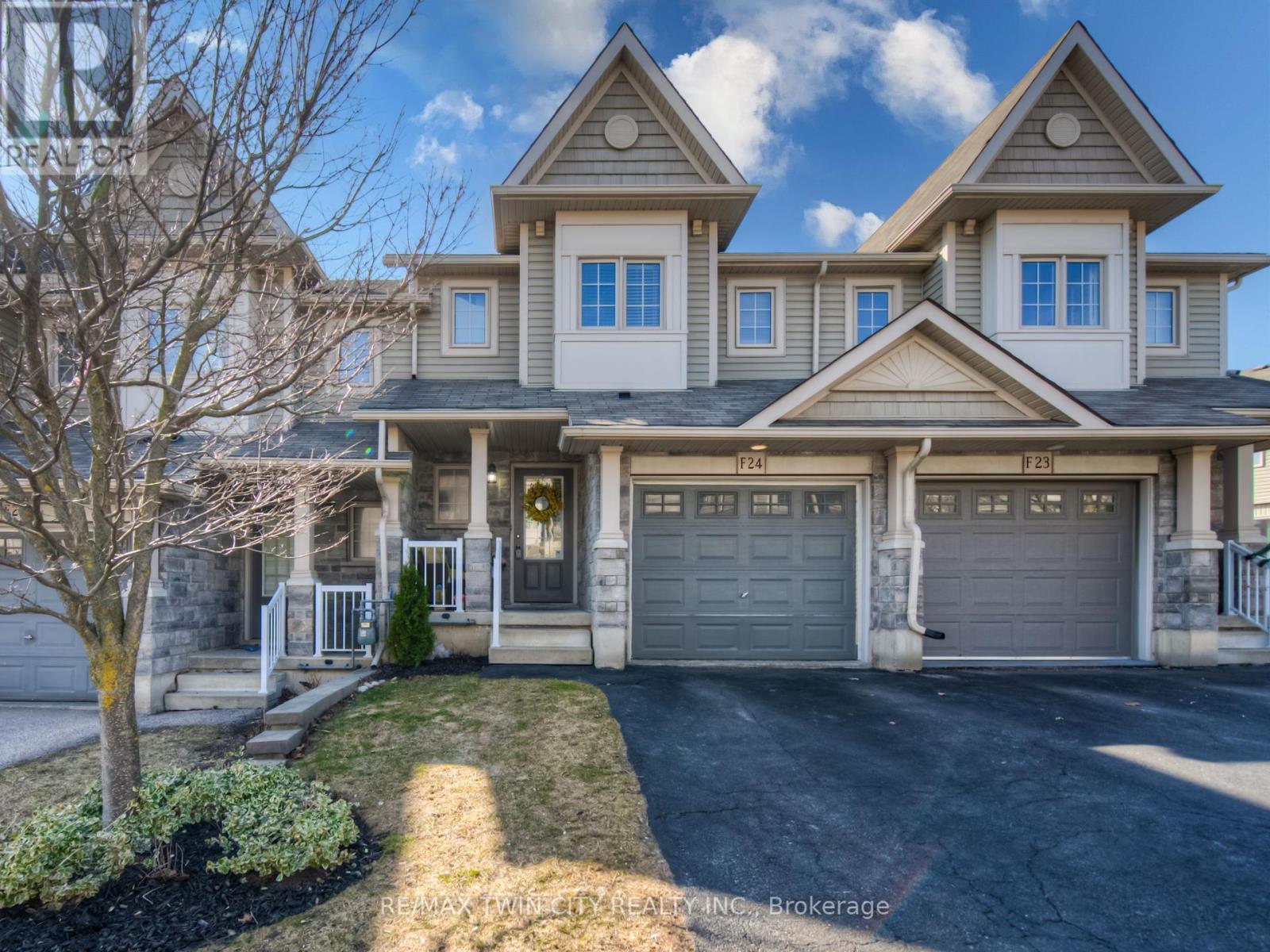 F24 - 7 UPPER MERCER STREET, Kitchener, Ontario