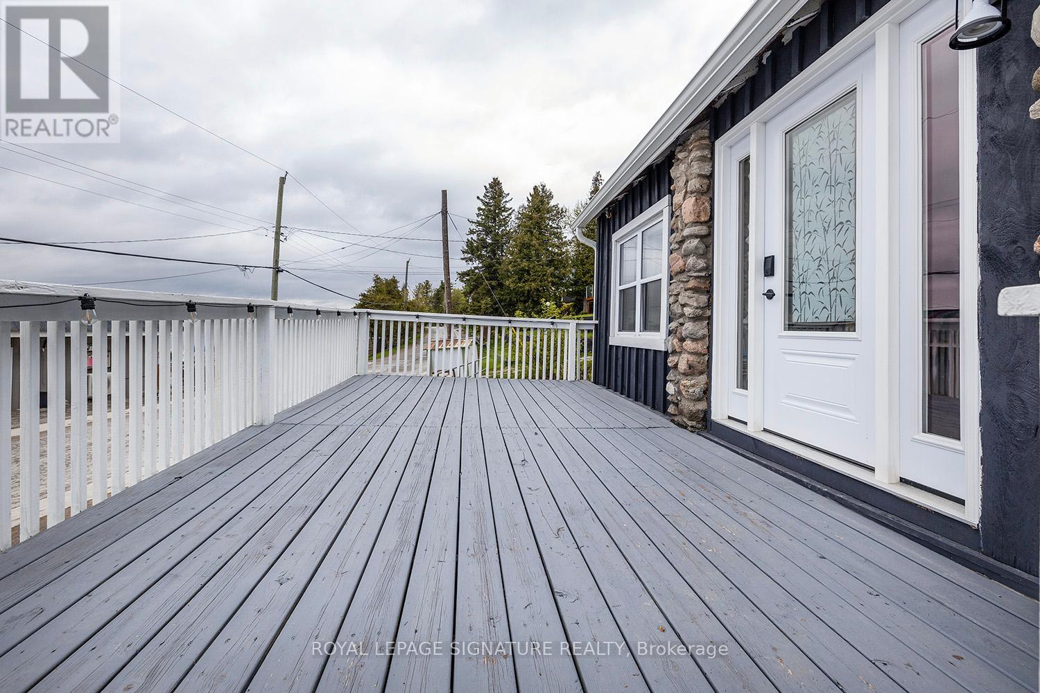 111 Hazel Street, Kawartha Lakes, Ontario  K0M 1L0 - Photo 24 - X12212052