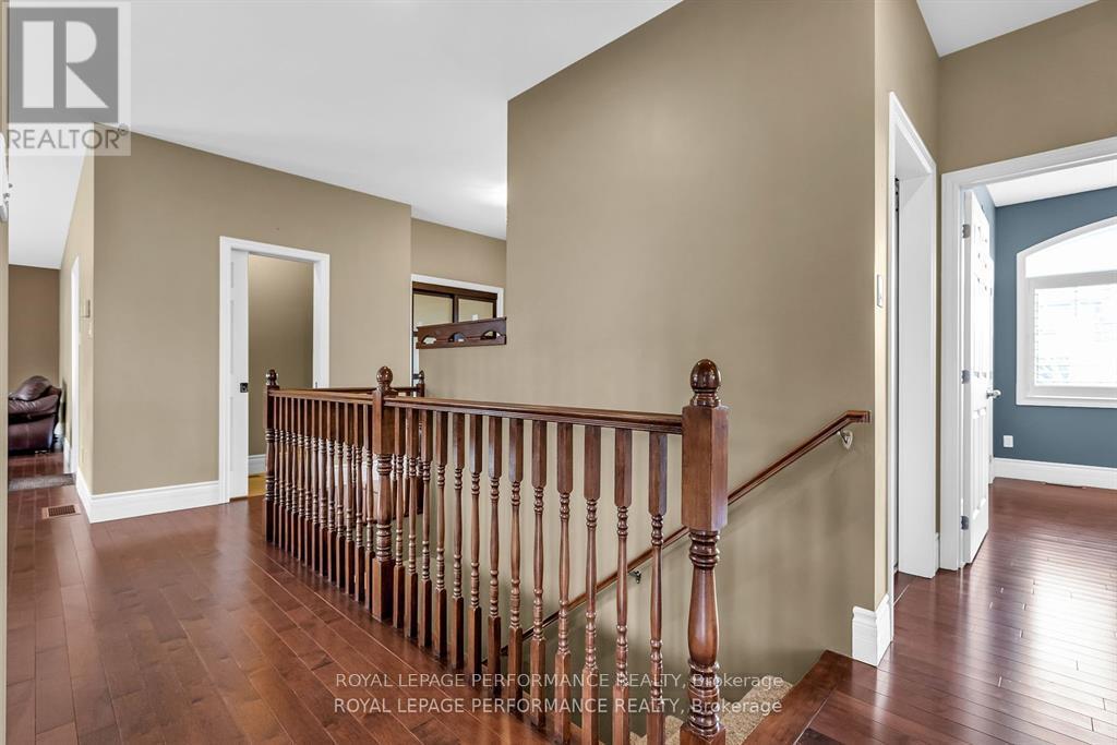 6685 Yacht Boulevard, South Glengarry, Ontario  K6H 7N6 - Photo 27 - X12212278