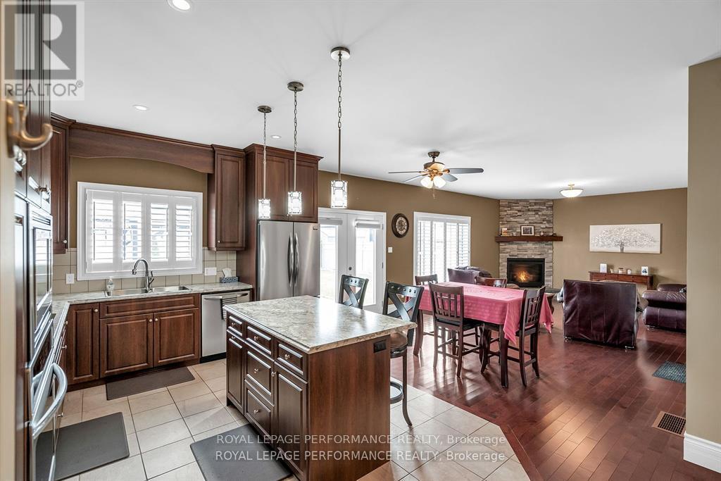 6685 Yacht Boulevard, South Glengarry, Ontario  K6H 7N6 - Photo 5 - X12212278
