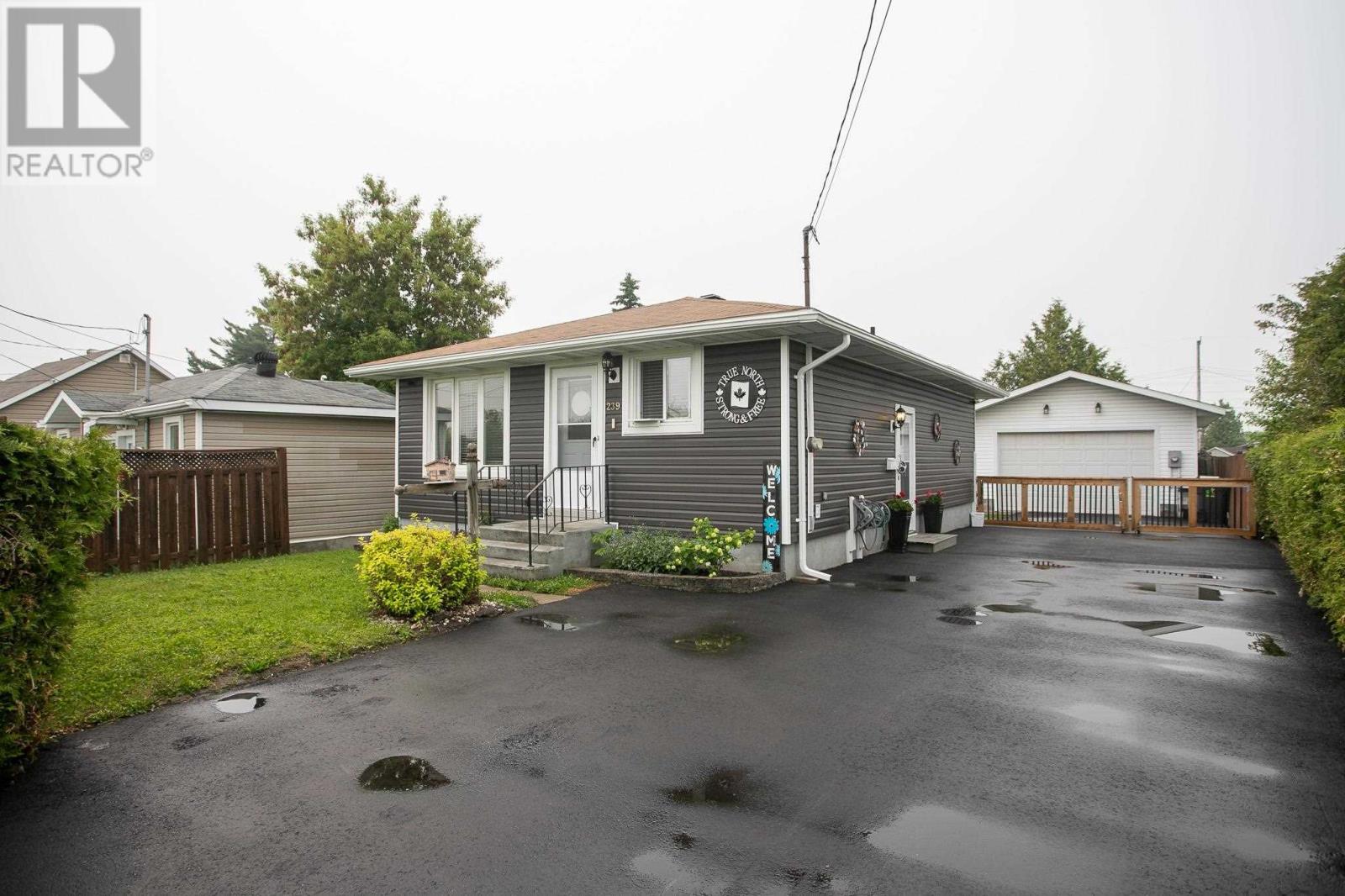 239 Selby Rd, Sault Ste. Marie, Ontario  P6C 2P6 - Photo 1 - SM251422