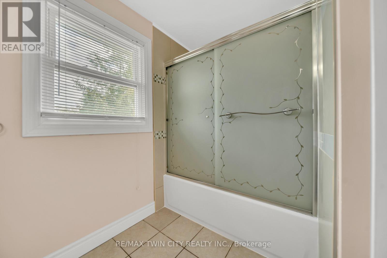 1234 Ottawa Street S, Kitchener, Ontario  N2E 1L8 - Photo 25 - X12136853