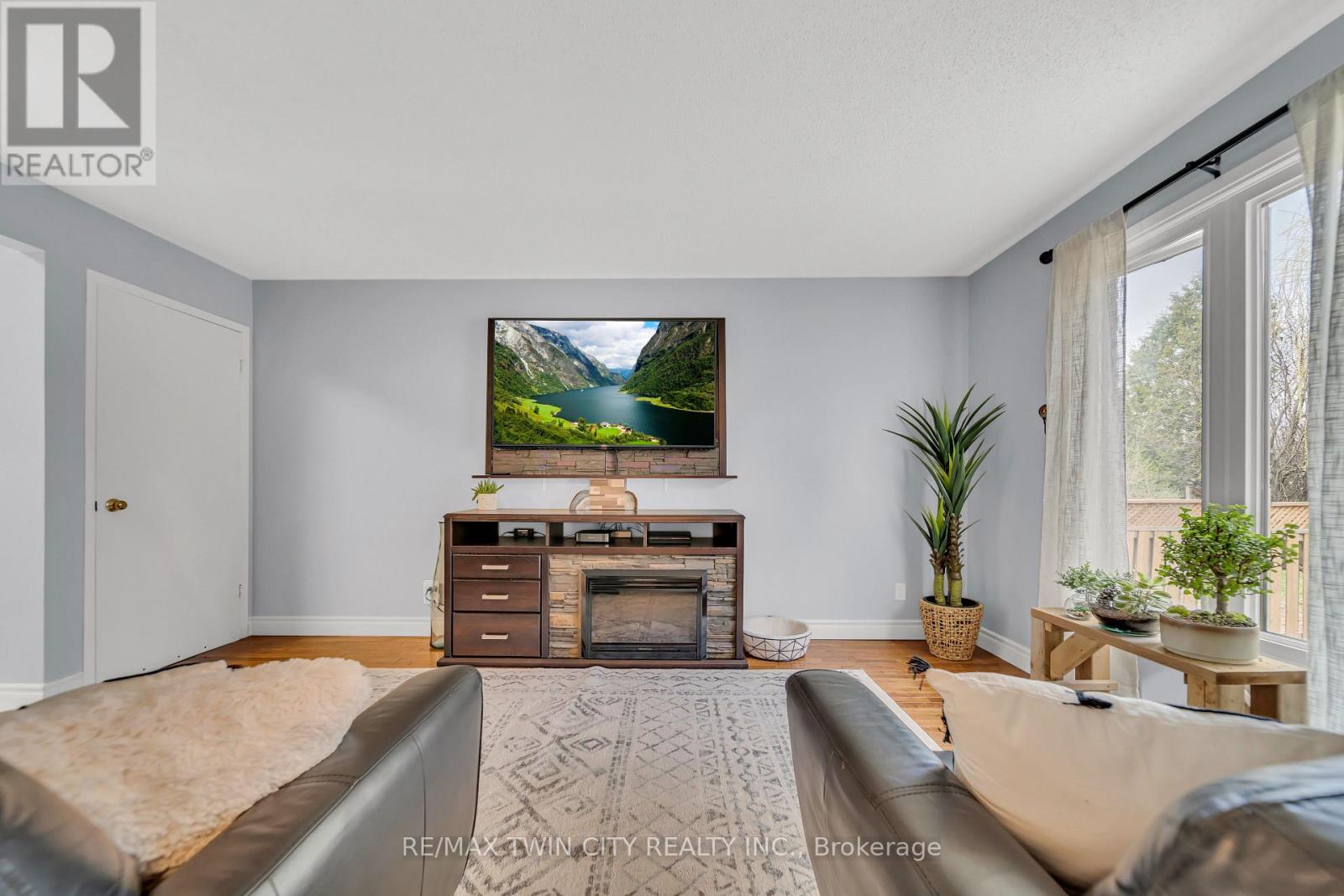1234 Ottawa Street S, Kitchener, Ontario  N2E 1L8 - Photo 6 - X12136853