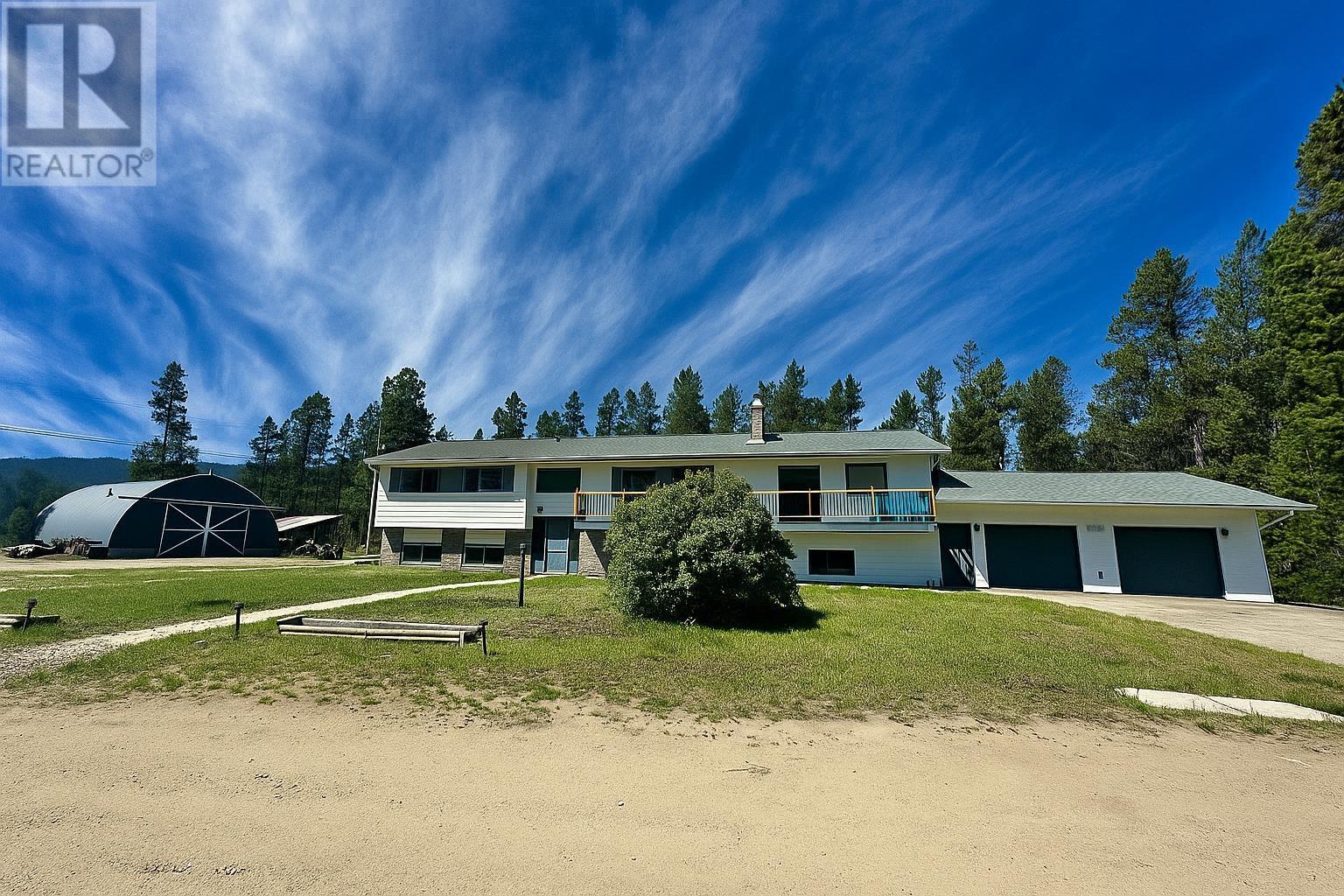 1505 S 5 HIGHWAY, Valemount, British Columbia