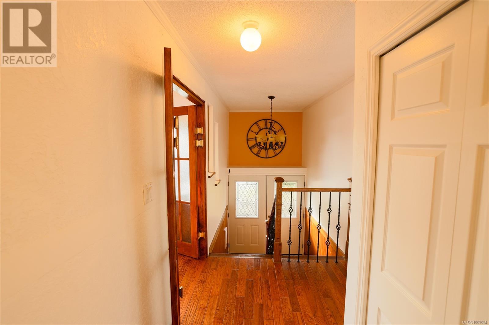 8840 Douglas St, Port Hardy, British Columbia  V0N 2P0 - Photo 16 - 1003084
