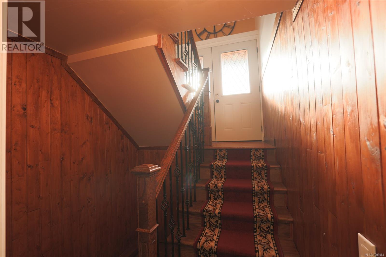 8840 Douglas St, Port Hardy, British Columbia  V0N 2P0 - Photo 18 - 1003084