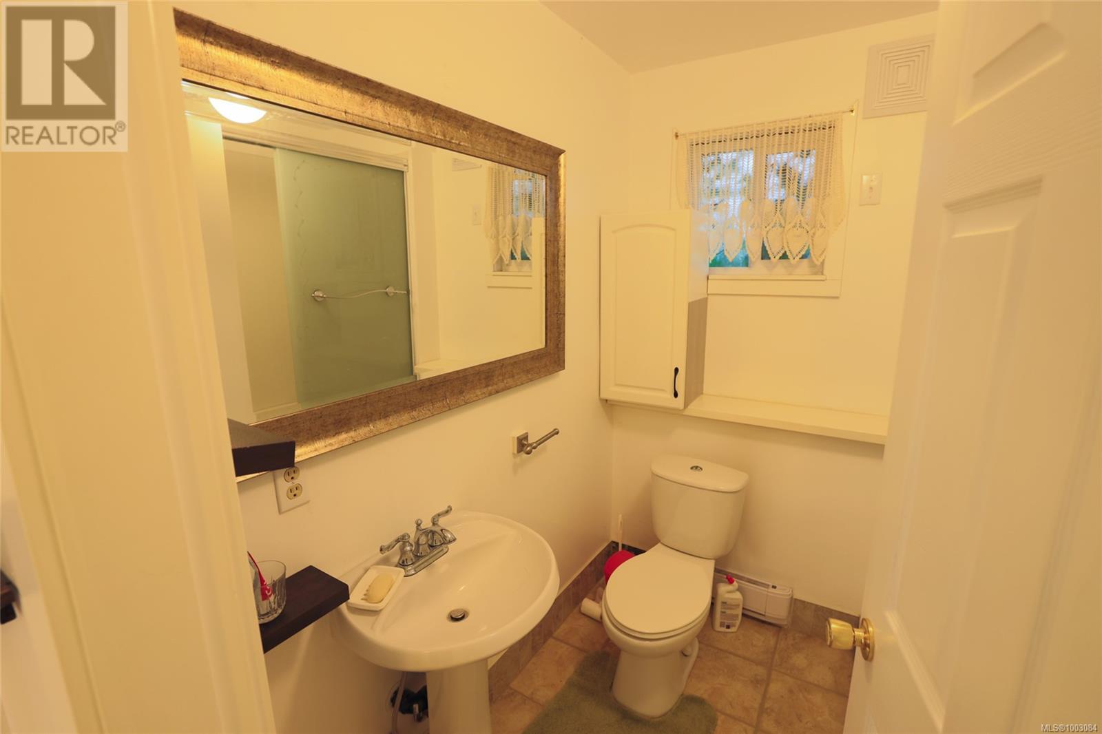 8840 Douglas St, Port Hardy, British Columbia  V0N 2P0 - Photo 21 - 1003084