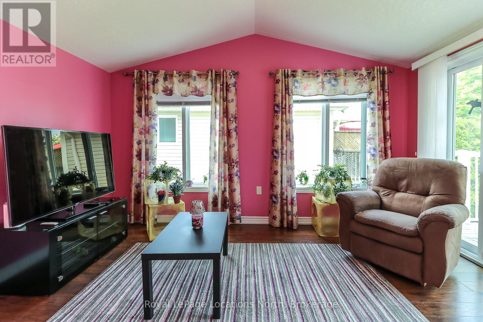 7 Kentucky Avenue, Wasaga Beach, Ontario  L9Z 3A8 - Photo 20 - S12211718