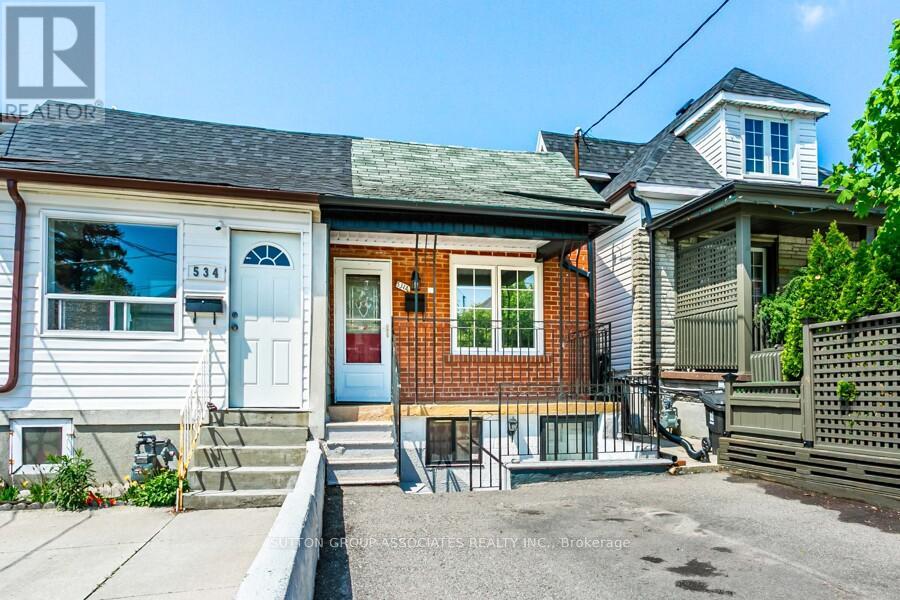 534 A WESTMOUNT AVENUE, Toronto, Ontario