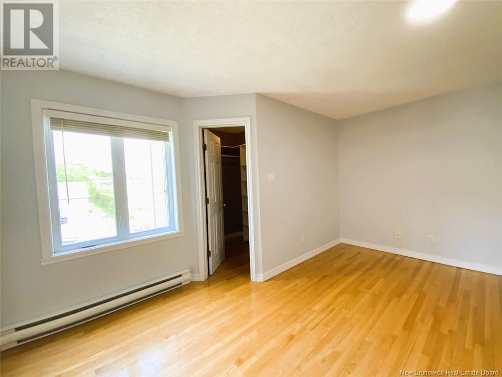 42 Thibaudeau Avenue, Edmundston, New Brunswick  E3V 4Z1 - Photo 8 - NB120573