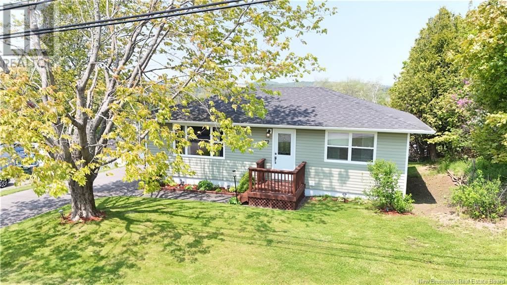 Property at 580 Westmorland Road image 2