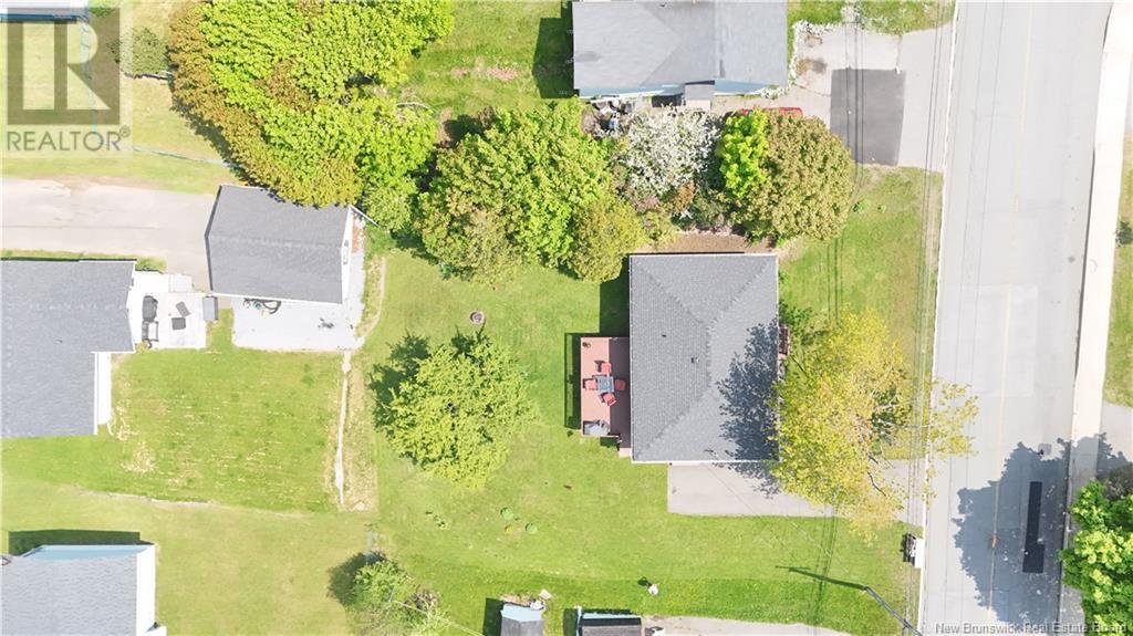 Property at 580 Westmorland Road image 3