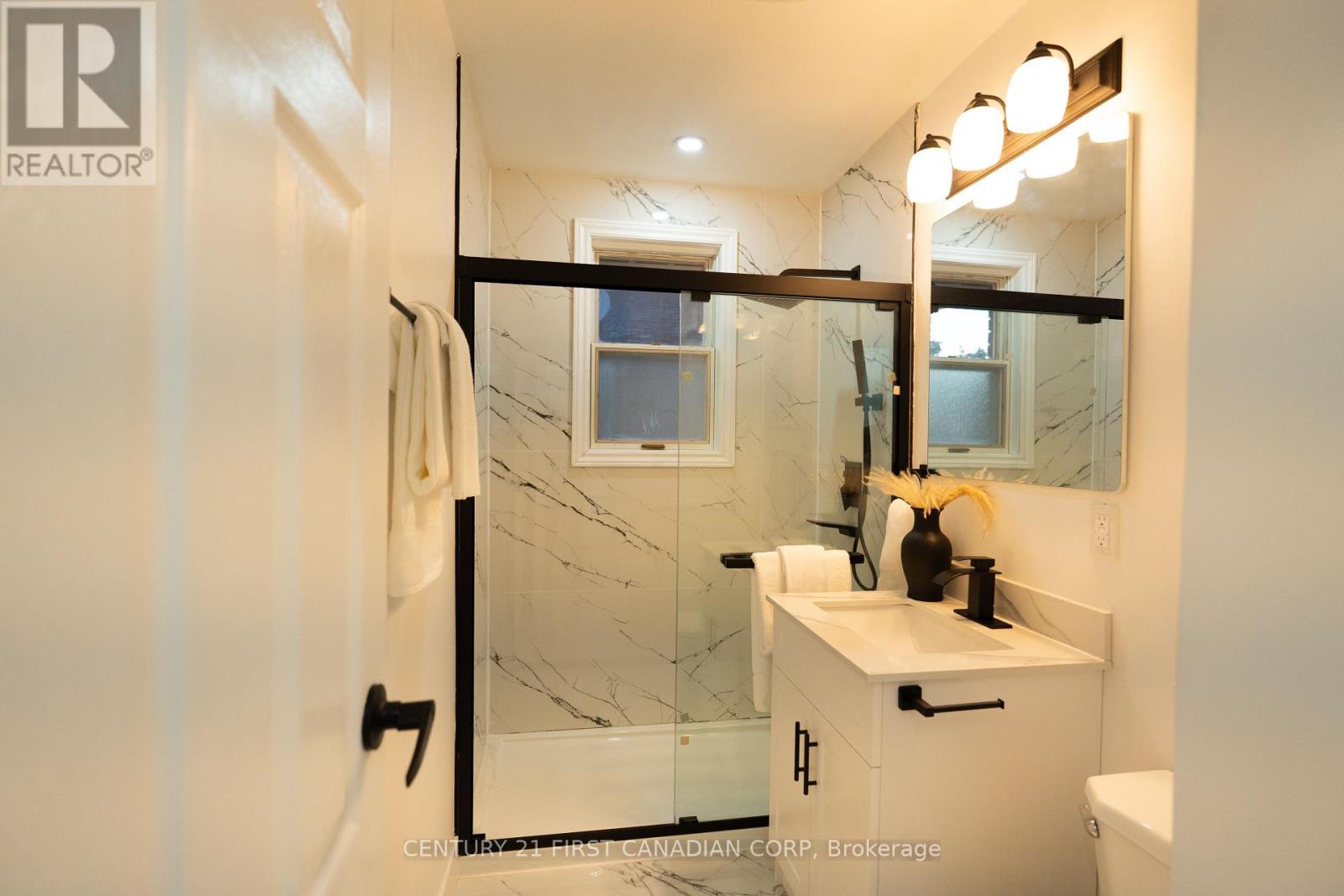 439 Hale Street E, London East (East N), Ontario  N5W 1G5 - Photo 21 - X12212080