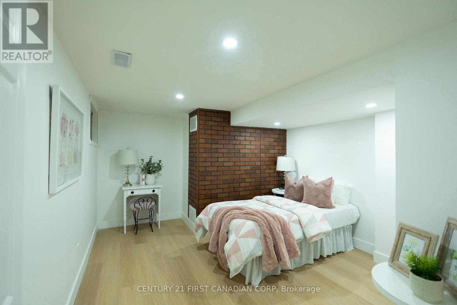 439 Hale Street E, London East (East N), Ontario  N5W 1G5 - Photo 26 - X12212080