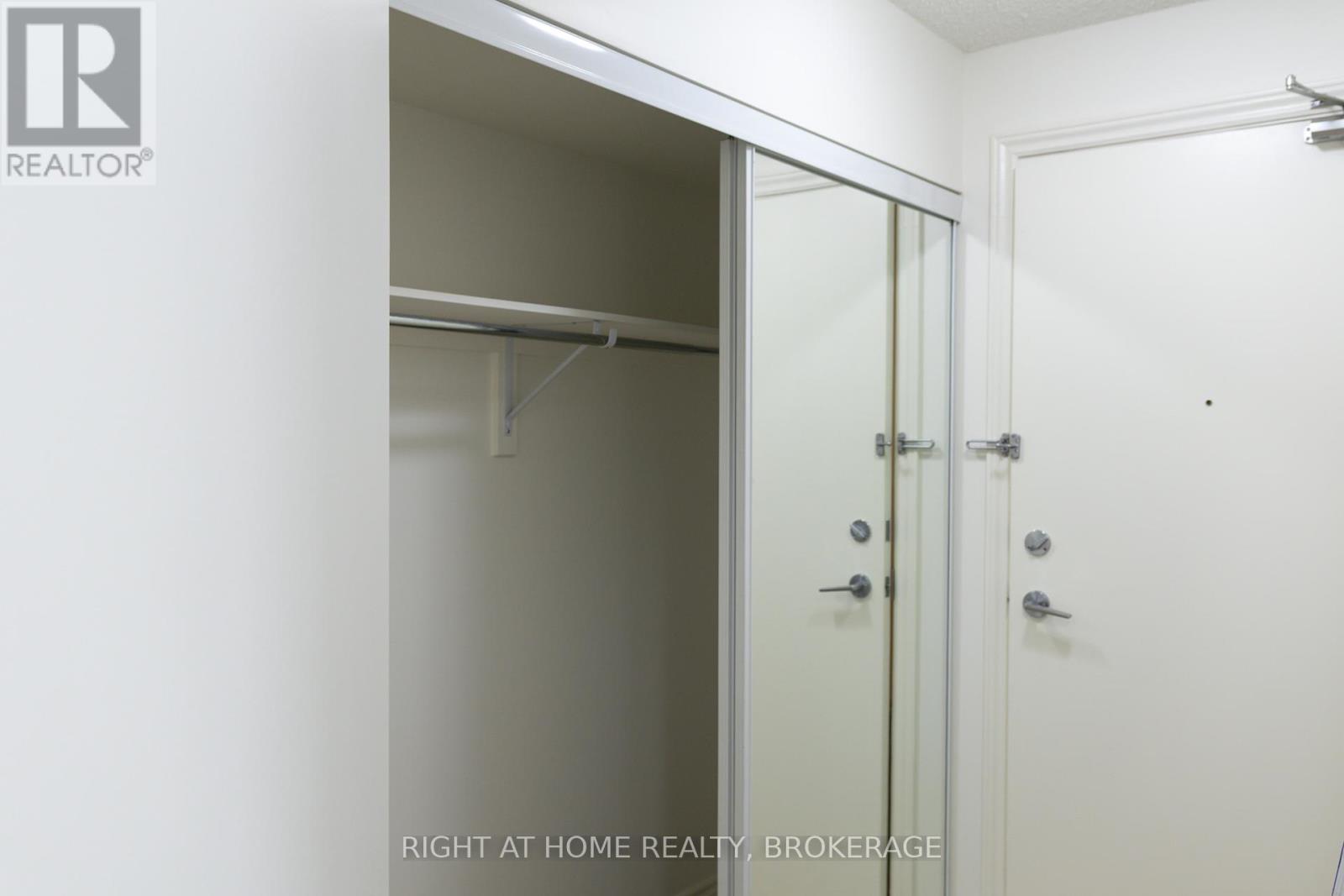 809 - 2391 Central Park Drive, Oakville, Ontario  L6H 0E3 - Photo 12 - W12210486
