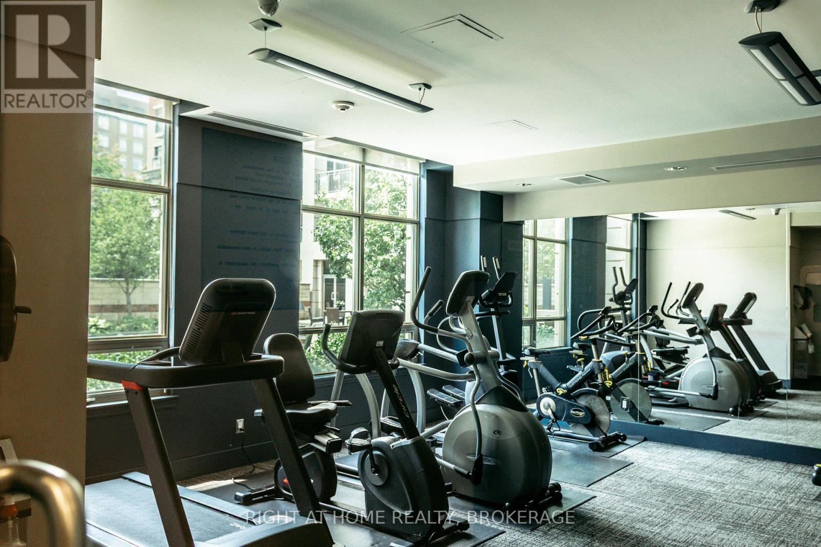 809 - 2391 Central Park Drive, Oakville, Ontario  L6H 0E3 - Photo 7 - W12210486
