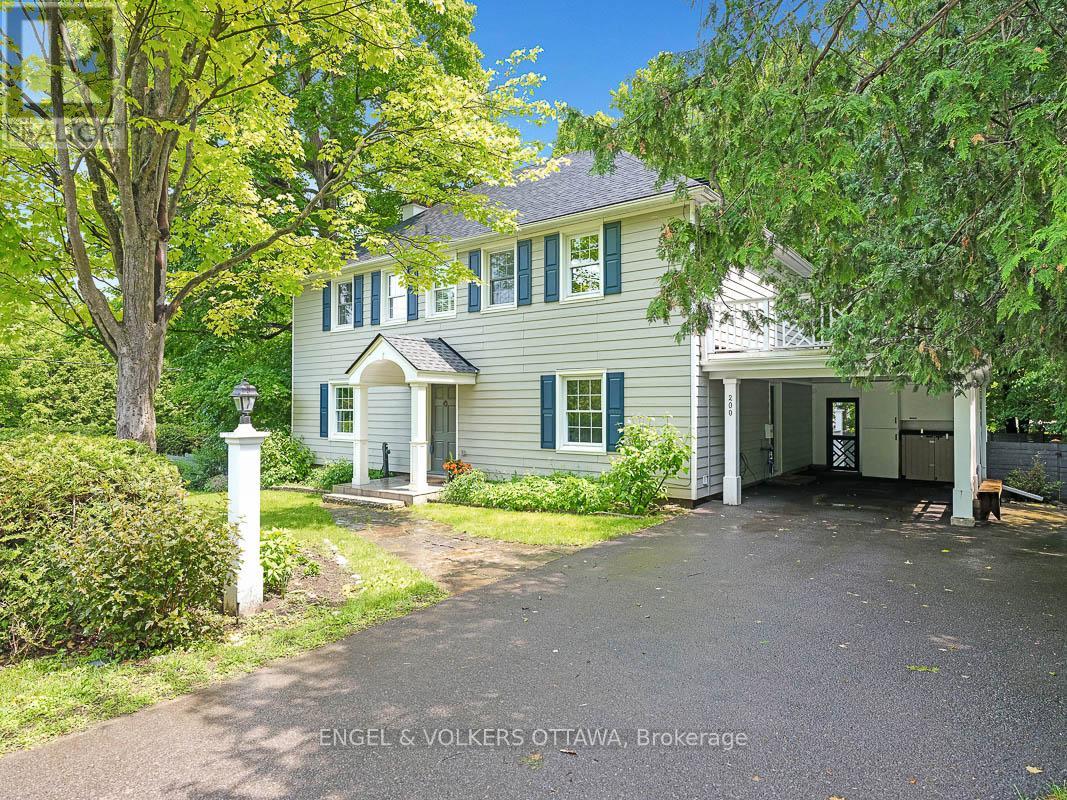 200 Howick Street, Ottawa, Ontario  K1M 0G8 - Photo 2 - X12149811
