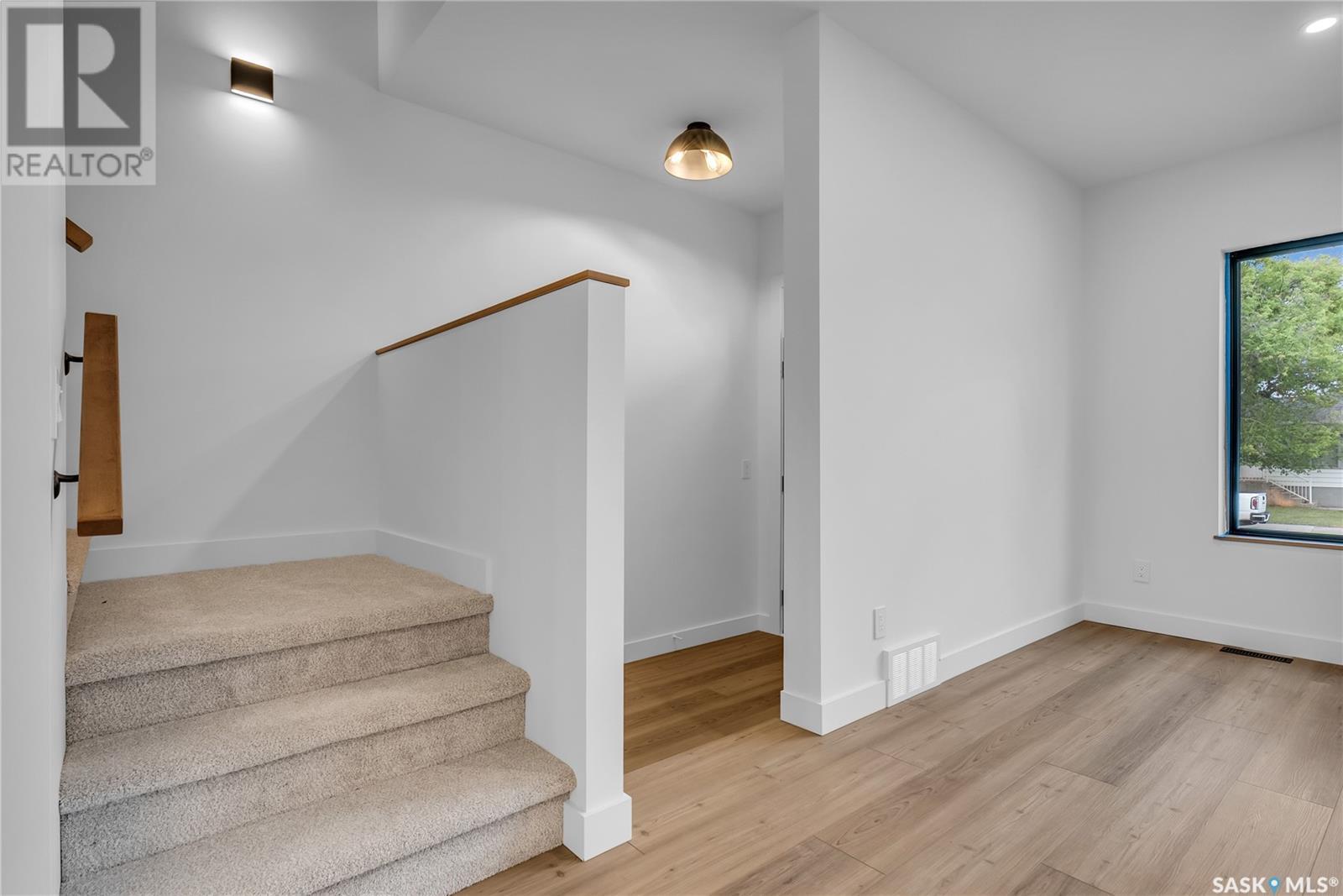 Property at 1313 Edward AVENUE image 3