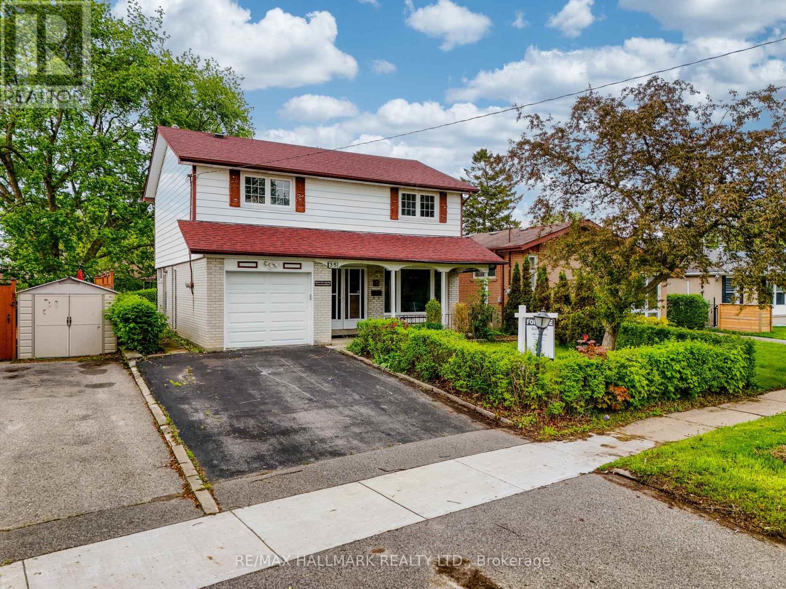 35 Rowallan Drive, Toronto, Ontario  M1E 2Y5 - Photo 2 - E12016662