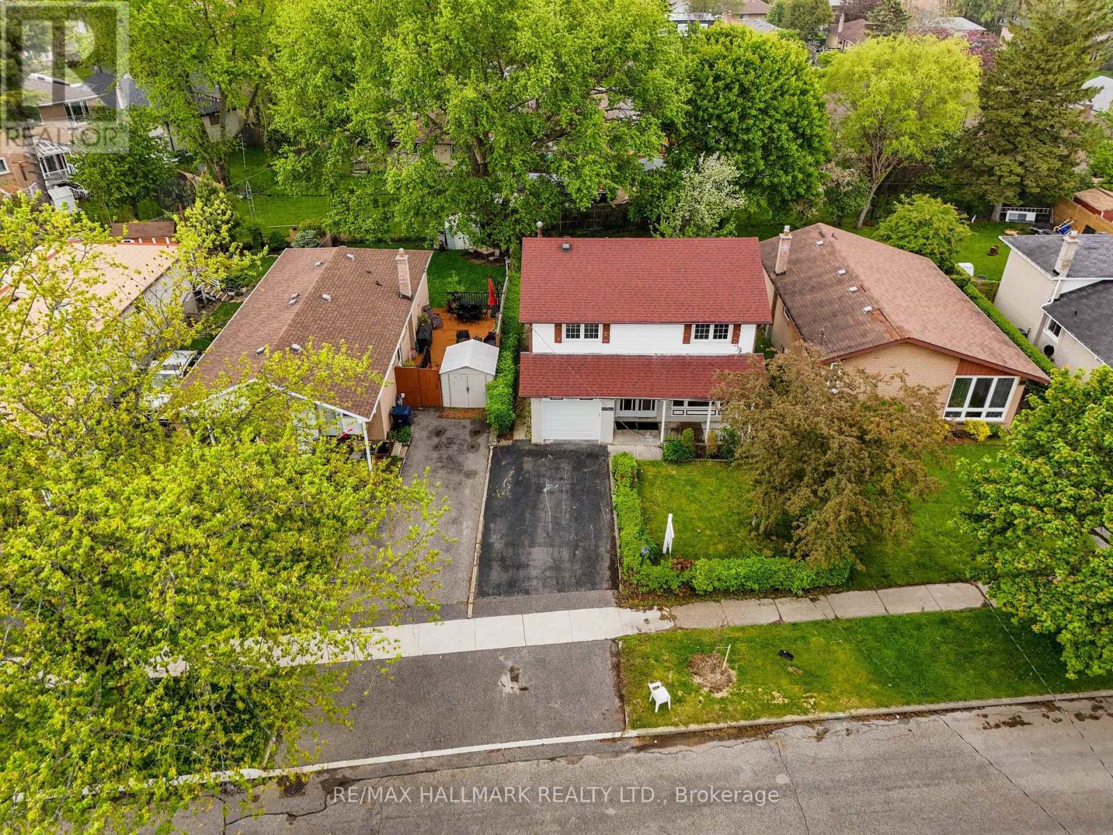 35 Rowallan Drive, Toronto, Ontario  M1E 2Y5 - Photo 3 - E12016662