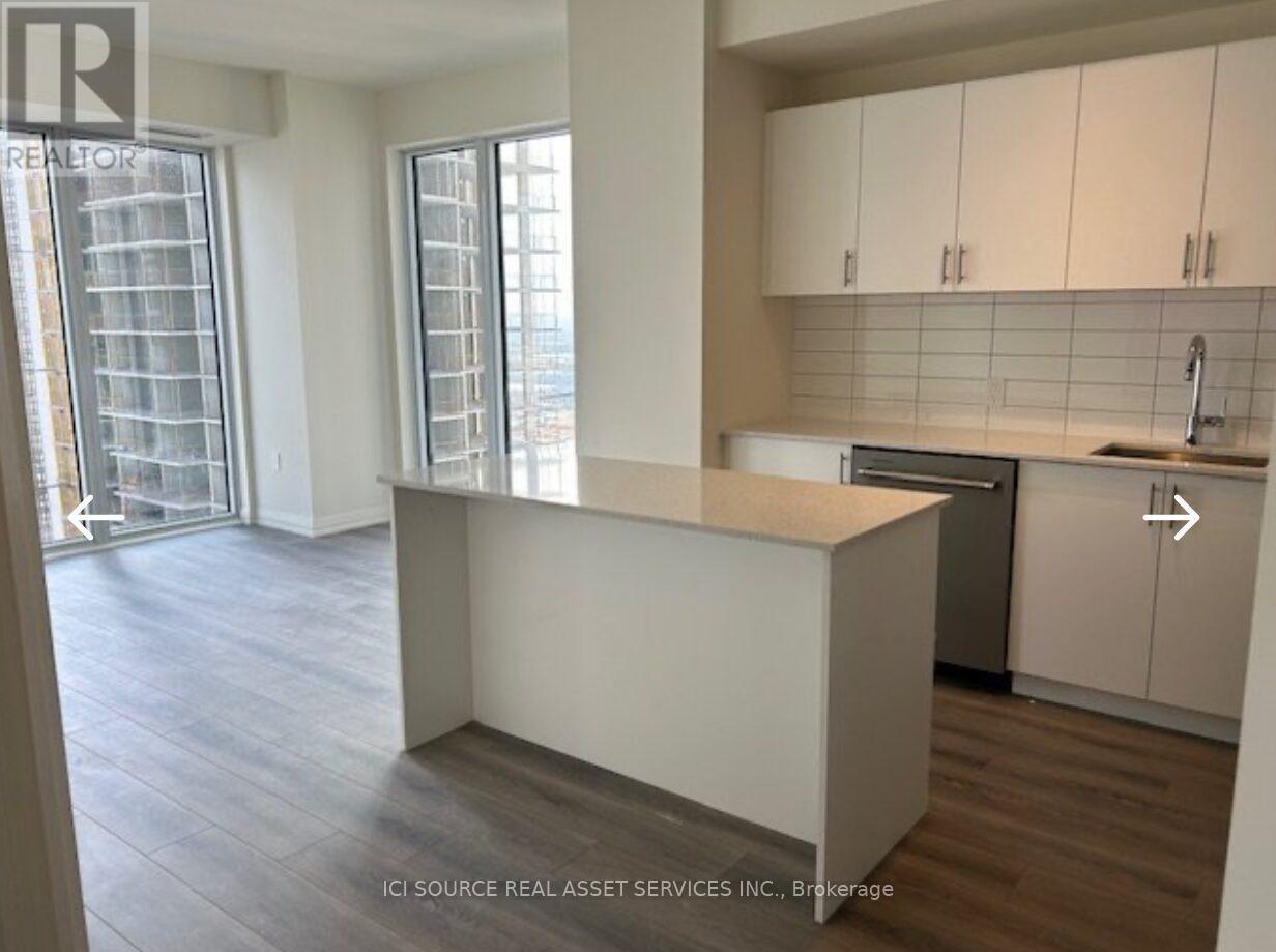 1705 - 9000 Jane Street, Vaughan, Ontario  L4K 2M9 - Photo 5 - N12211751