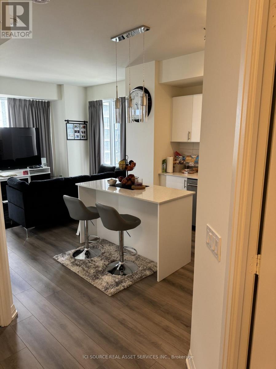 1705 - 9000 Jane Street, Vaughan, Ontario  L4K 2M9 - Photo 6 - N12211751