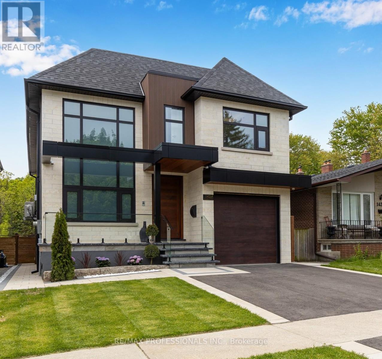 1424 NORTHMOUNT AVENUE, Mississauga, Ontario