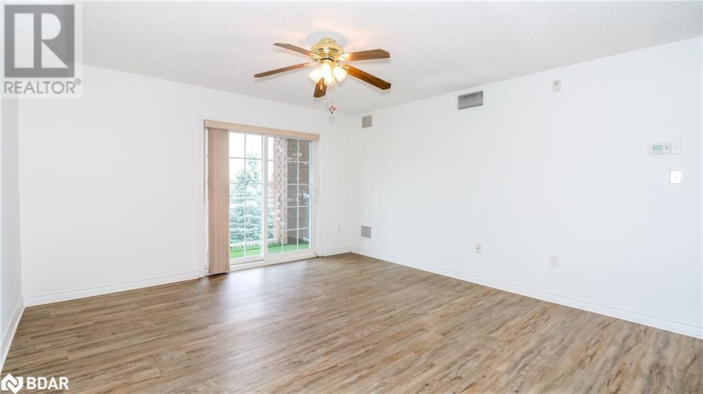43 Coulter Street Unit# 19, Barrie, Ontario  L4N 6L9 - Photo 8 - 40740017