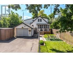 605 CHARLES STREET, Windsor, Ontario