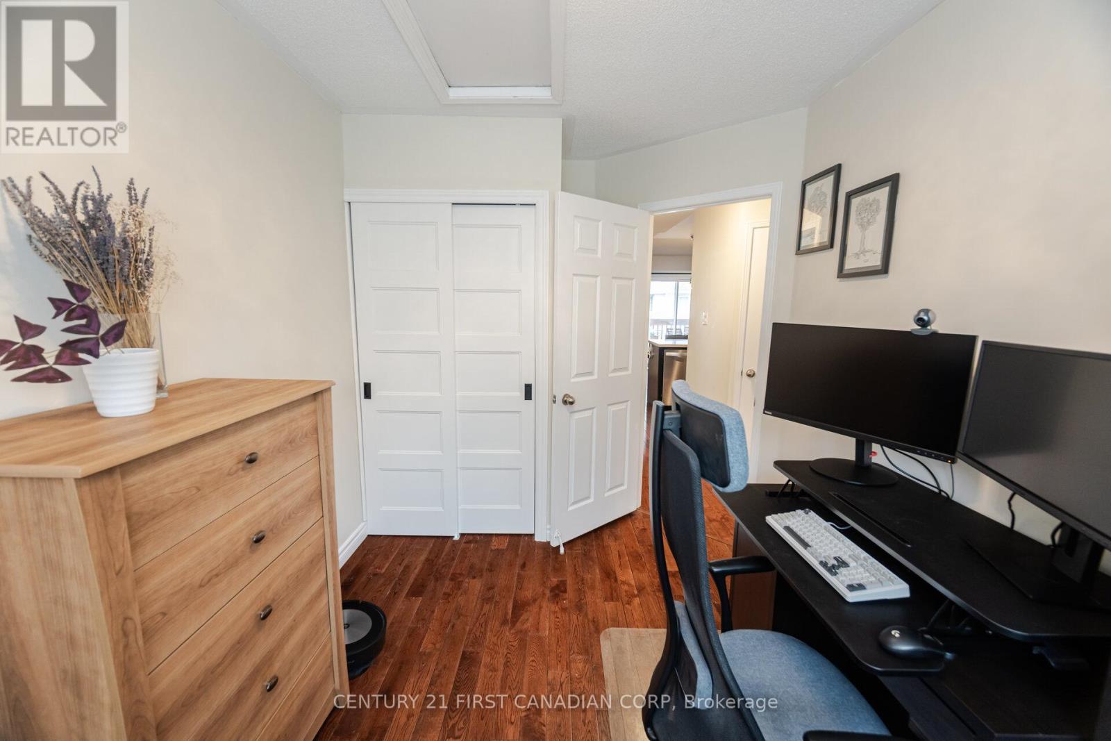 15a Wylie Circle, Halton Hills (Georgetown), Ontario  L7G 5M1 - Photo 21 - W12212440
