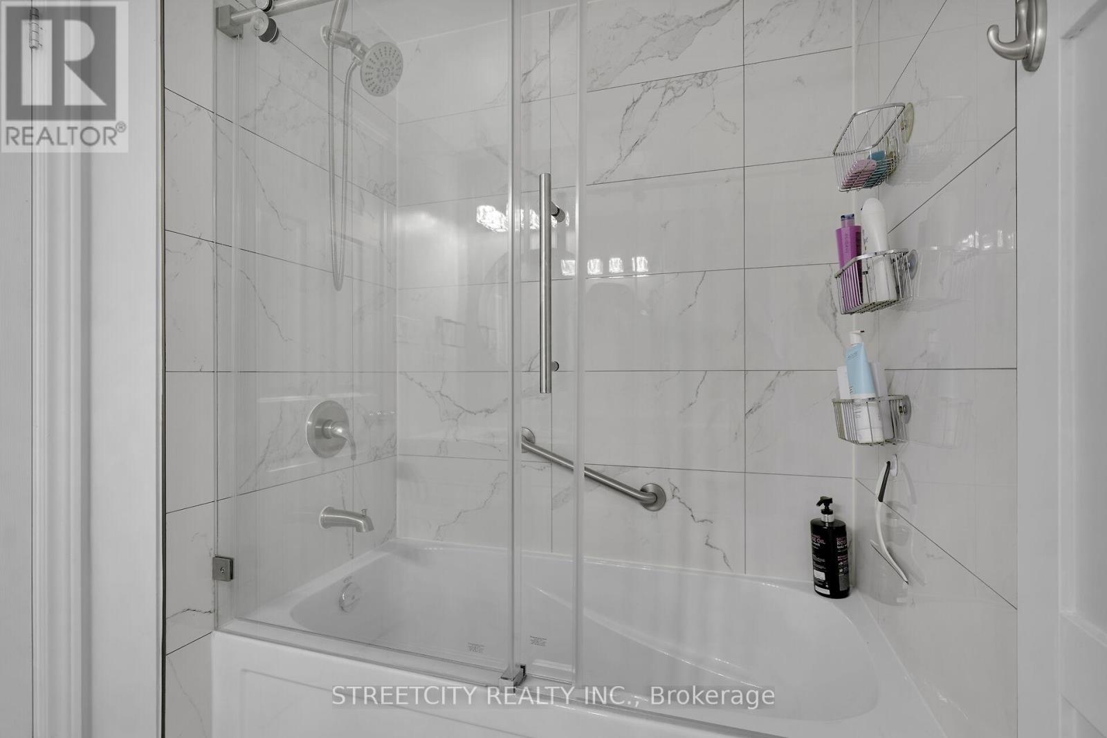 Photo 28 of 50 for 463 South Leaksdale Cir Circle
