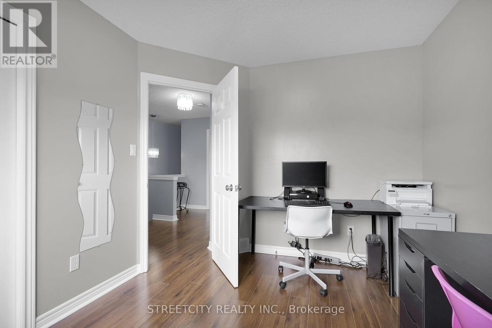 Photo 34 of 50 for 463 South Leaksdale Cir Circle