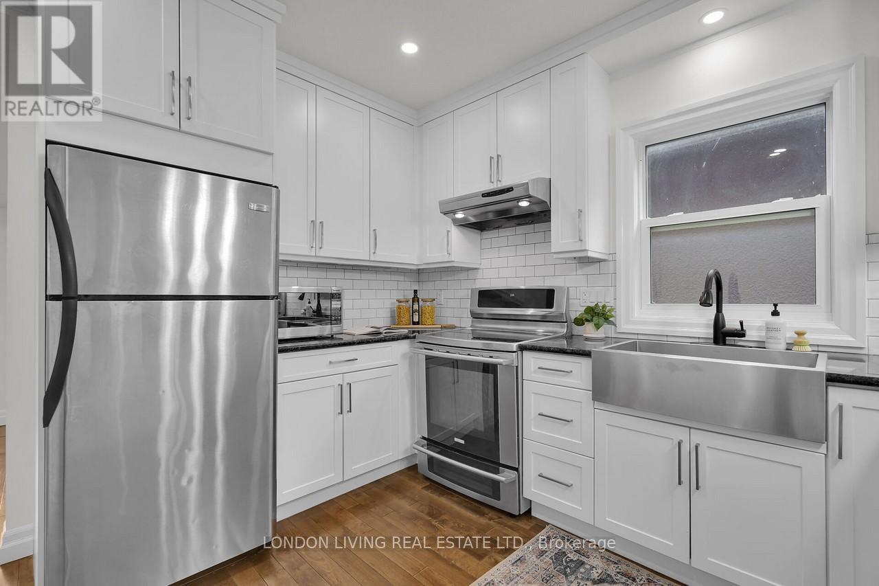 17 Langarth Street E, London South (South F), Ontario  N6C 1Y9 - Photo 14 - X12212390