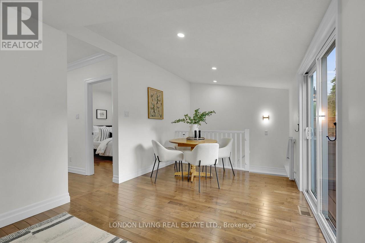 17 Langarth Street E, London South (South F), Ontario  N6C 1Y9 - Photo 22 - X12212390