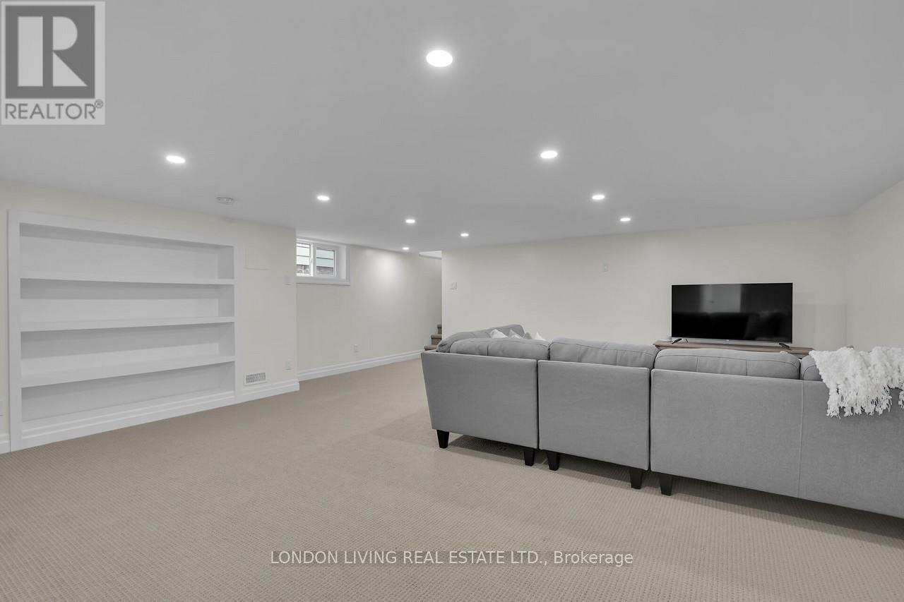 17 Langarth Street E, London South (South F), Ontario  N6C 1Y9 - Photo 28 - X12212390