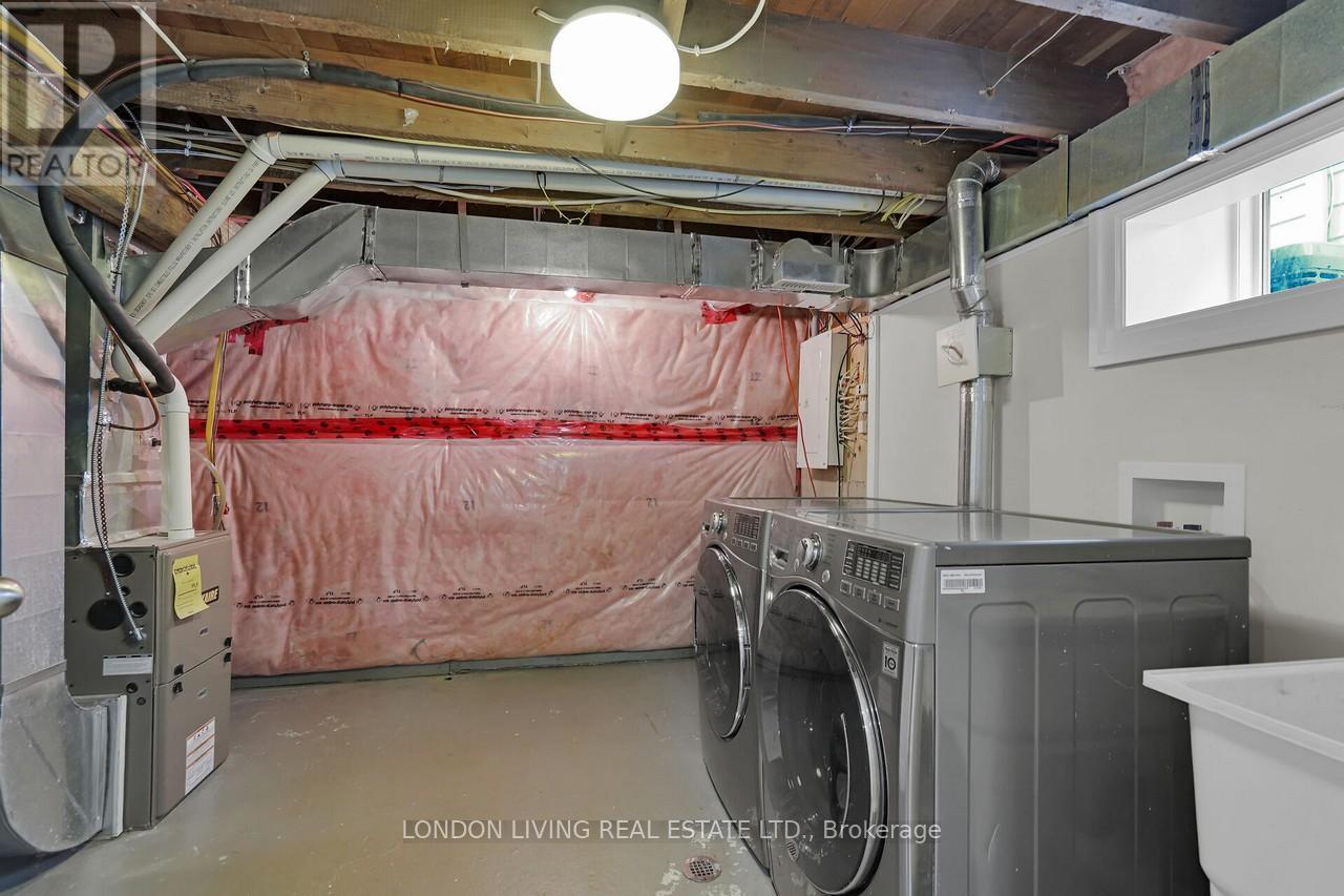 17 Langarth Street E, London South (South F), Ontario  N6C 1Y9 - Photo 31 - X12212390