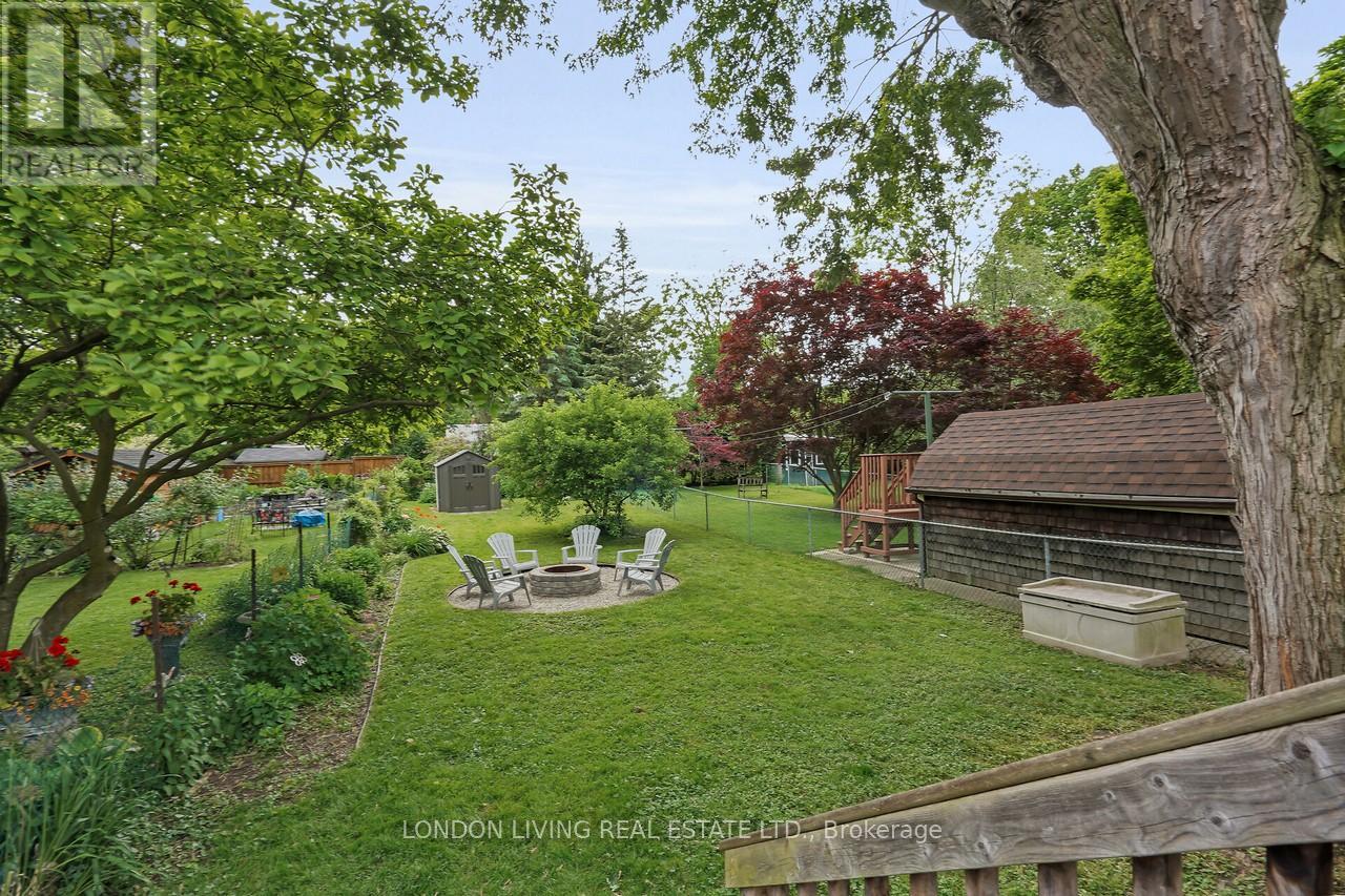 17 Langarth Street E, London South (South F), Ontario  N6C 1Y9 - Photo 36 - X12212390