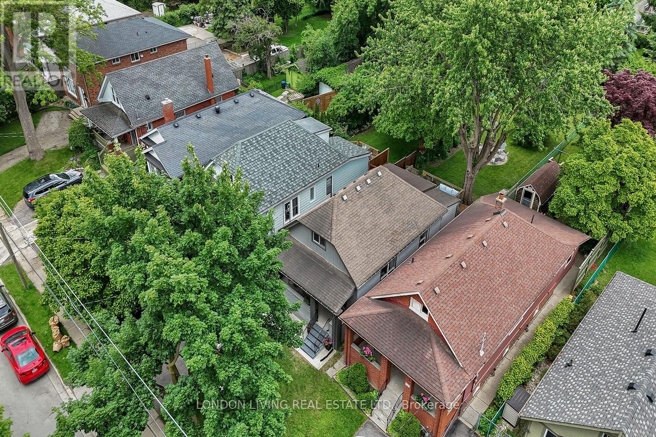 17 Langarth Street E, London South (South F), Ontario  N6C 1Y9 - Photo 44 - X12212390