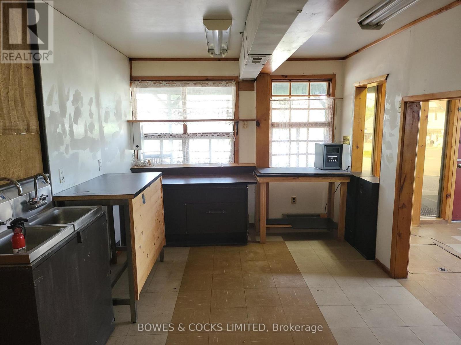 7 Old Hastings Road, Hastings Highlands, Ontario  K0L 2S0 - Photo 6 - X12195646