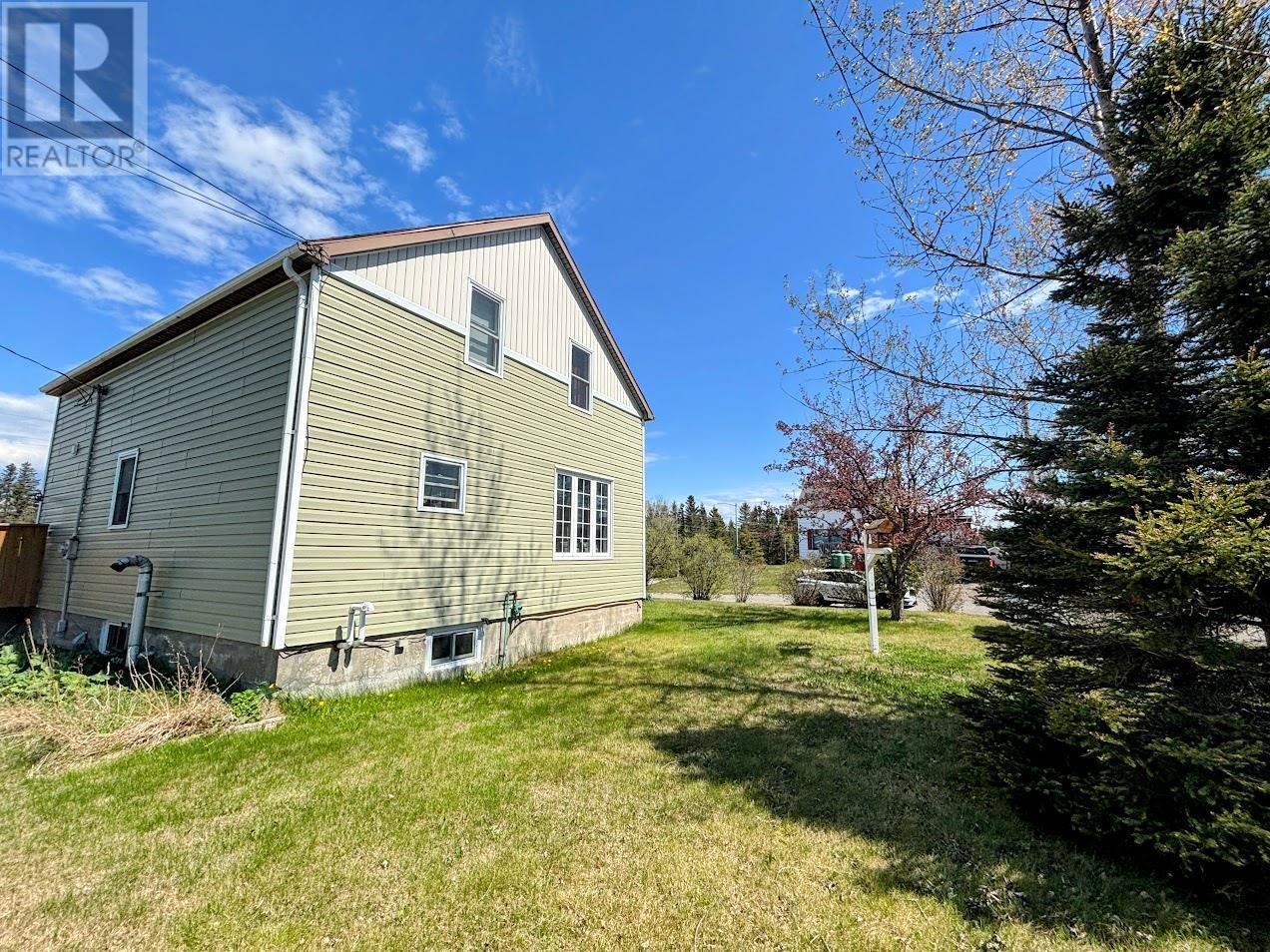 2 Brown St, Marathon, Ontario  P0T 2E0 - Photo 42 - TB251626