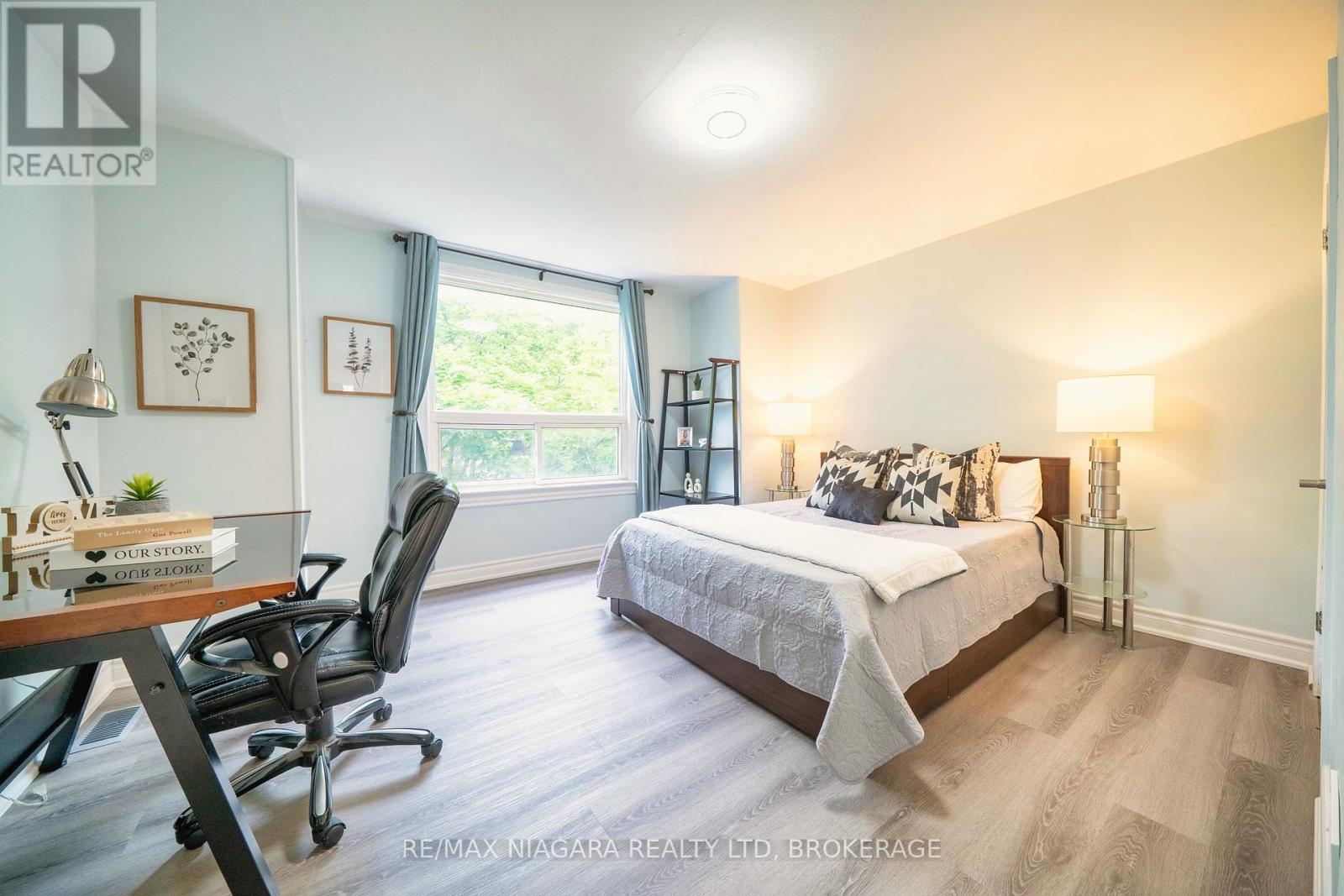 341 Clinton Street, Toronto (Palmerston-Little Italy), Ontario  M6G 2Y7 - Photo 25 - C12212345