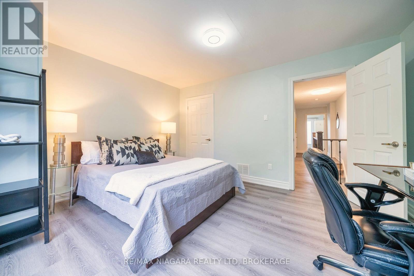 341 Clinton Street, Toronto (Palmerston-Little Italy), Ontario  M6G 2Y7 - Photo 26 - C12212345