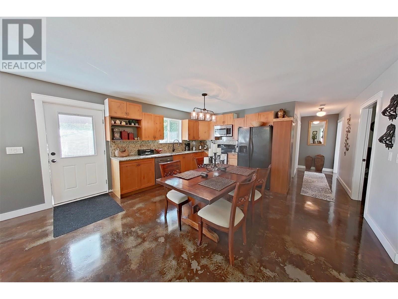 2053 Harris Road, Cranbrook, British Columbia  V1C 6V3 - Photo 10 - 10351793