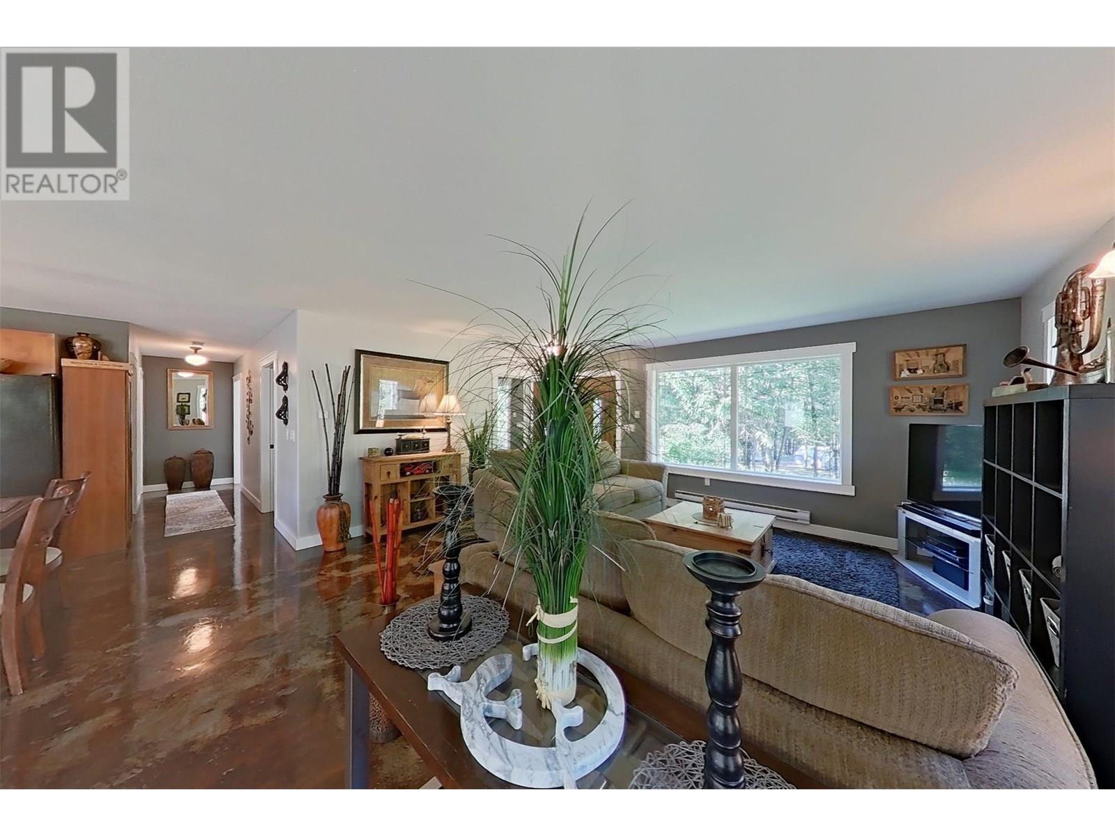 2053 Harris Road, Cranbrook, British Columbia  V1C 6V3 - Photo 13 - 10351793